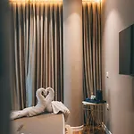 Отель Harmony Boutique